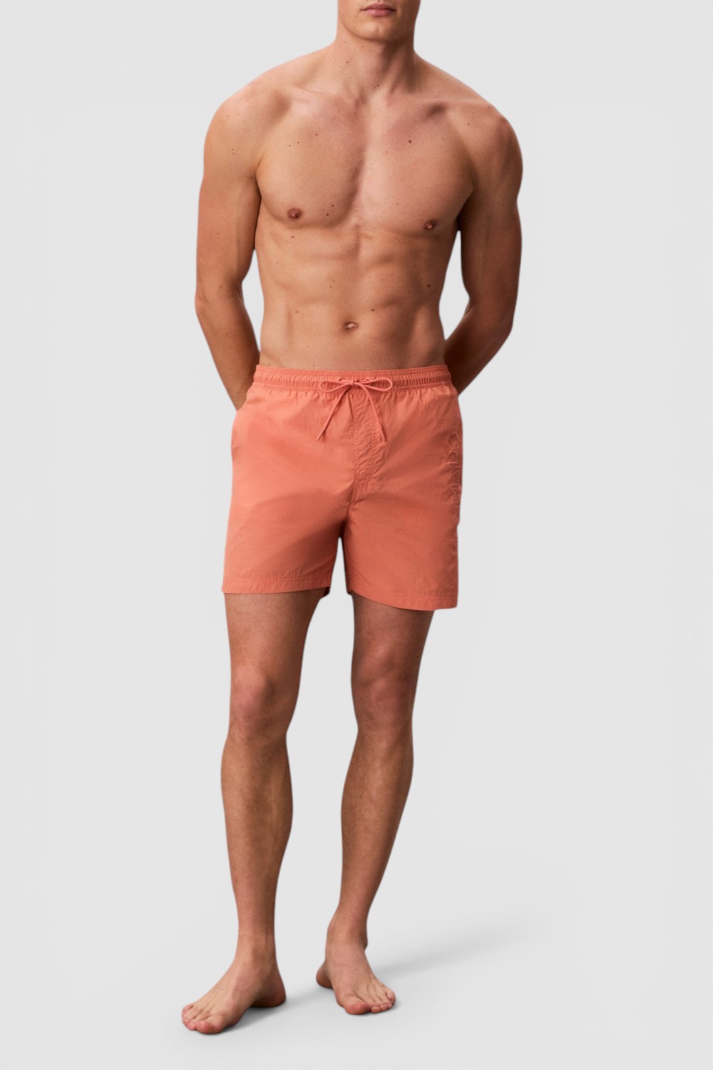 תמונת כל הלוק של מכנסי בגד ים